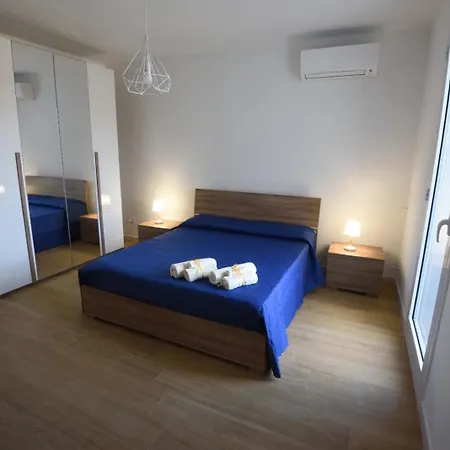 Casa Emaggi Vakantiehuis Carini